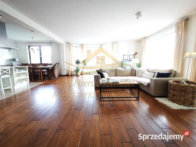 Dom wolnostojący Książenice 240m2 sprzedam