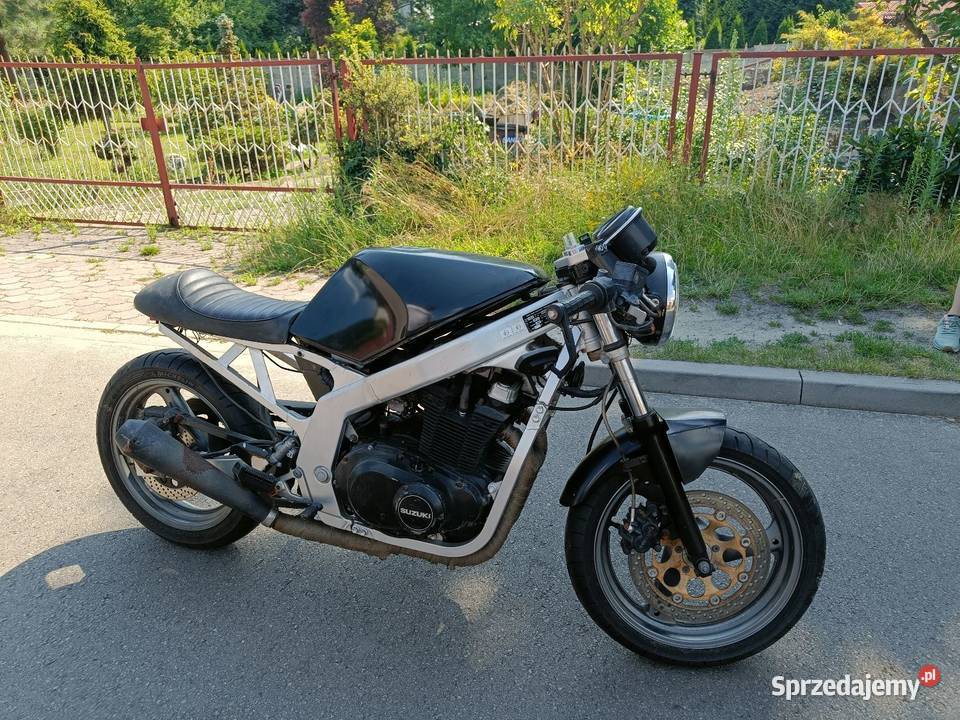 Suzuki GS 500 na części sprawy jeszcze w całości Myszków sprzedam