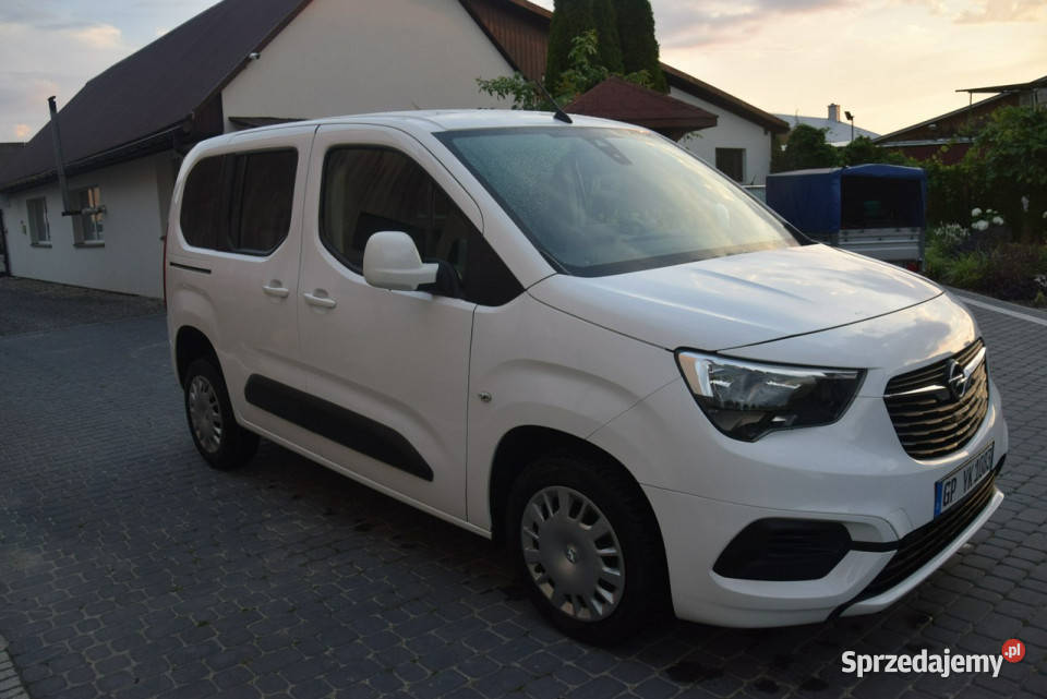 Opel Combo 15D 2020r Navi 137 Rampa PFRON nieuszkodzony Majdan Sieniawski