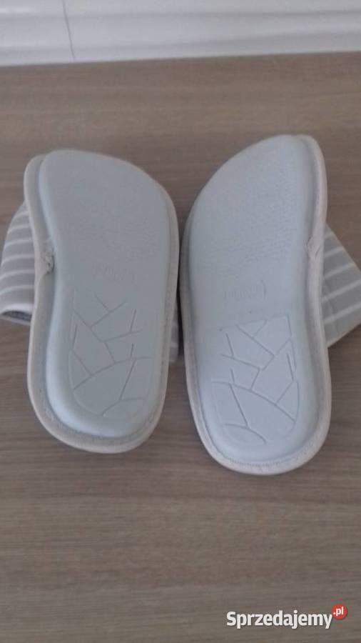 Pantofle damskie beżowe nowe do sprzedania małopolskie Kraków