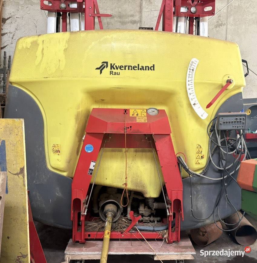 Opryskiwacz kverneland rau iXter B13 1400L Łachów