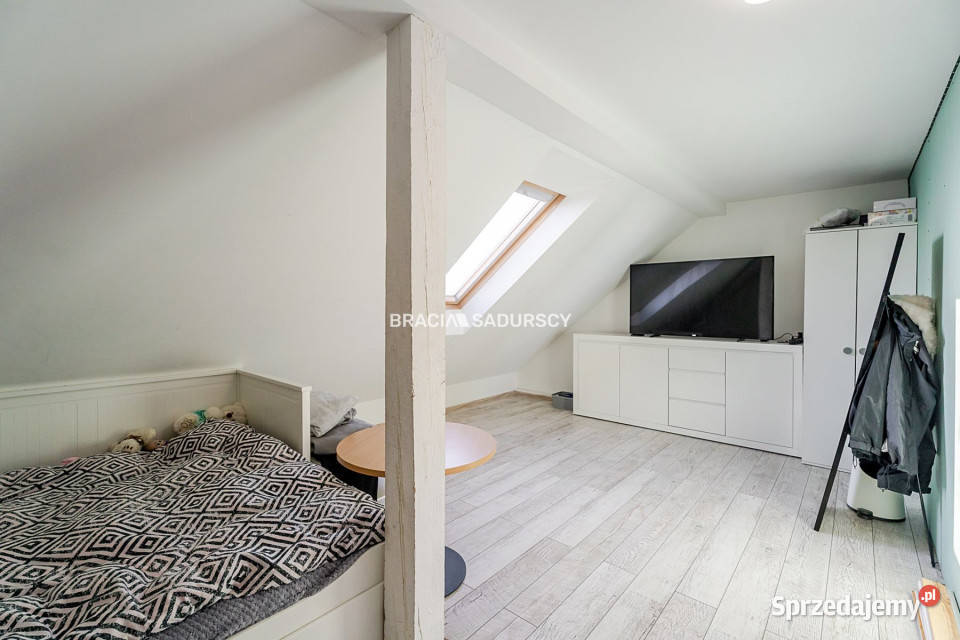 Dom bliźniak Libertów Sportowców 156m2 asfalt