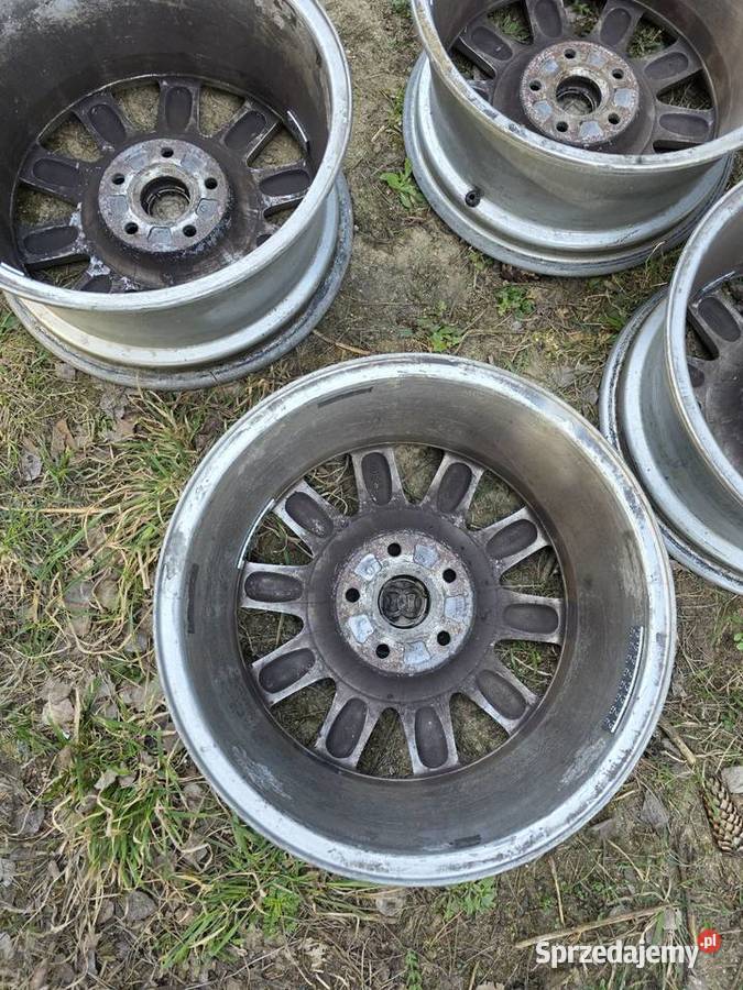 Felgi audi 16r aluminiowe Ełk sprzedam