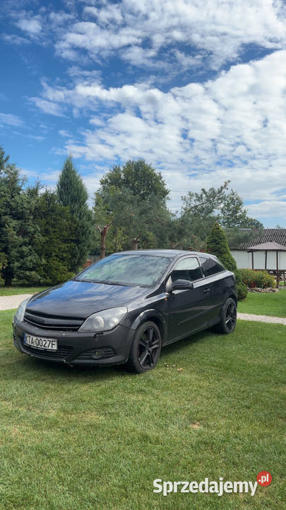 OPEL ASTRA GTC 20t Radgoszcz