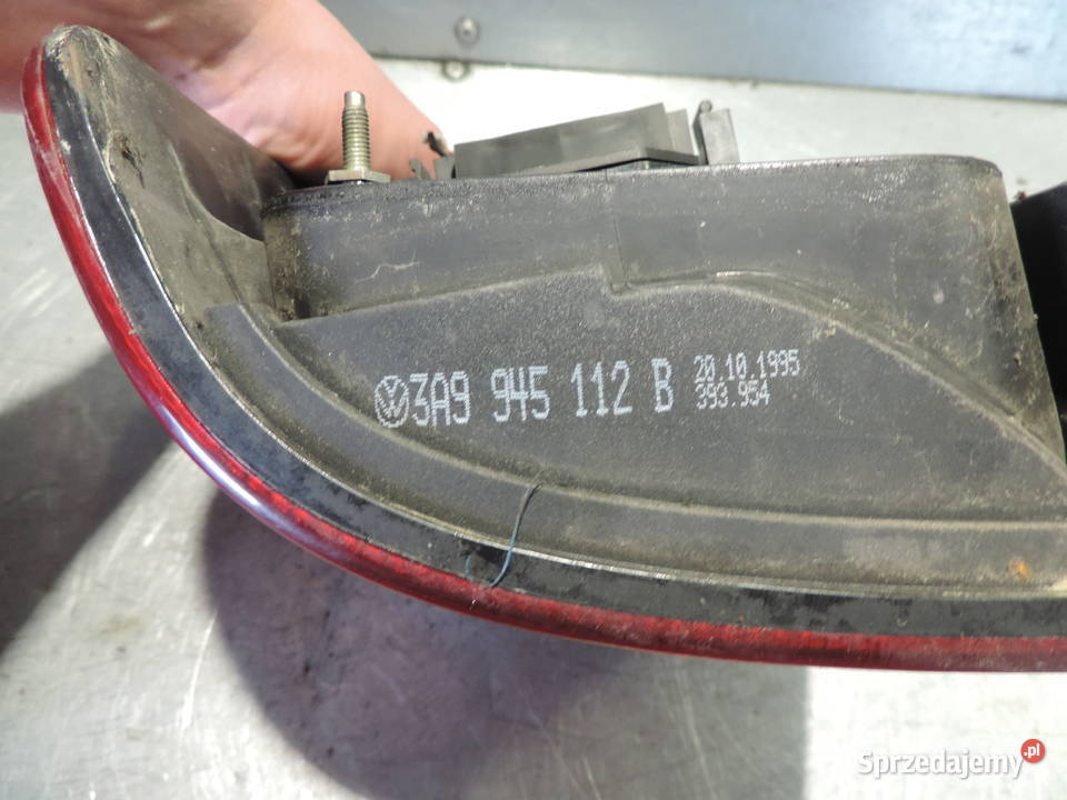 LAMPA PRAWY TYŁ VW PASSAT B4 KOMBI małopolskie Nowy Sącz
