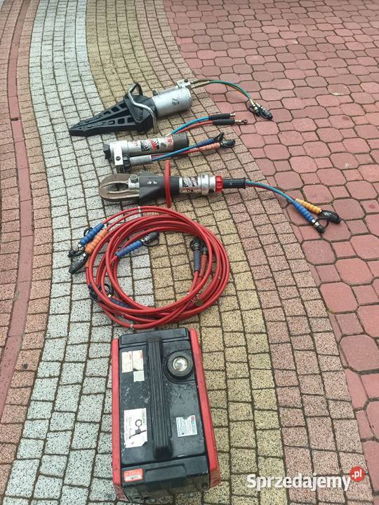 Zestaw narzędzi hydraulicznych do ratowania