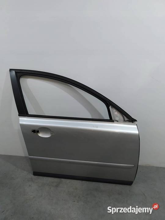 DRZWI PRAWE PRZÓD 42626 Volvo V50 I 20042012