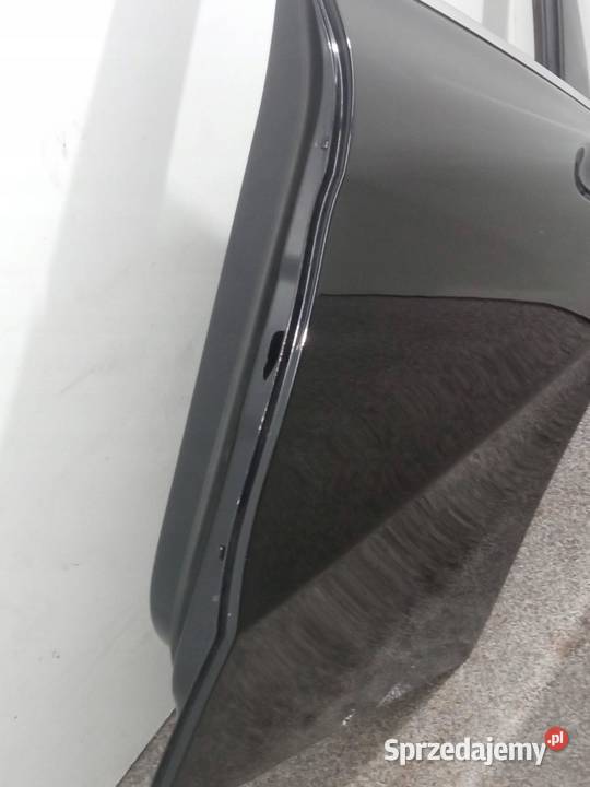 DRZWI LEWE TYŁ 191 MercedesBenz Bklasa II 2011 Rok produkcji 2011