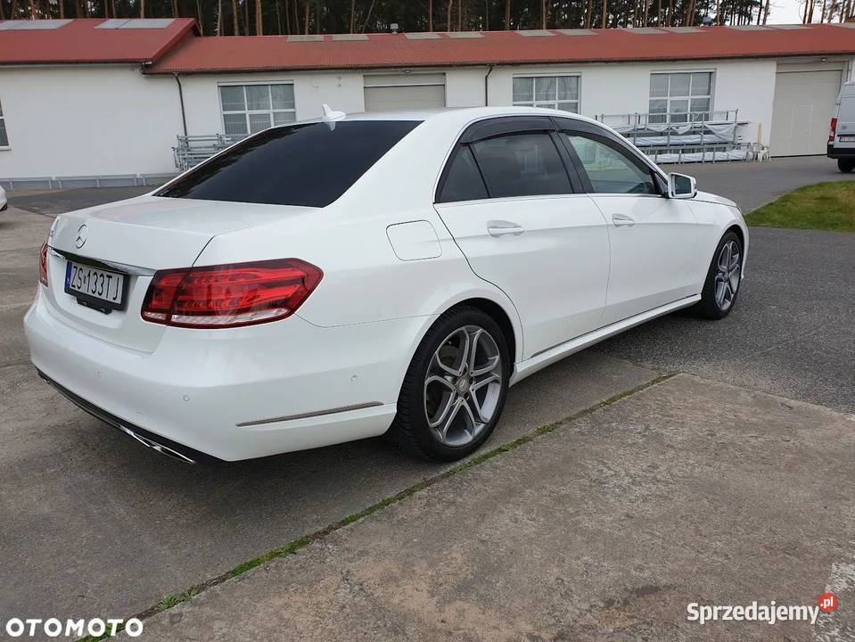 MercedesBenz Klasa E Bezwypadkowy Przebieg 63 3500cm3 Klasa E Szczecin