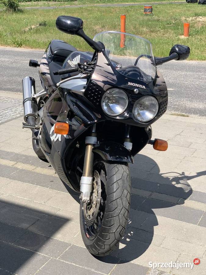 Honda CBR 900 FireBlade SC28 1992 zarejestrowany Osiecznica sprzedam