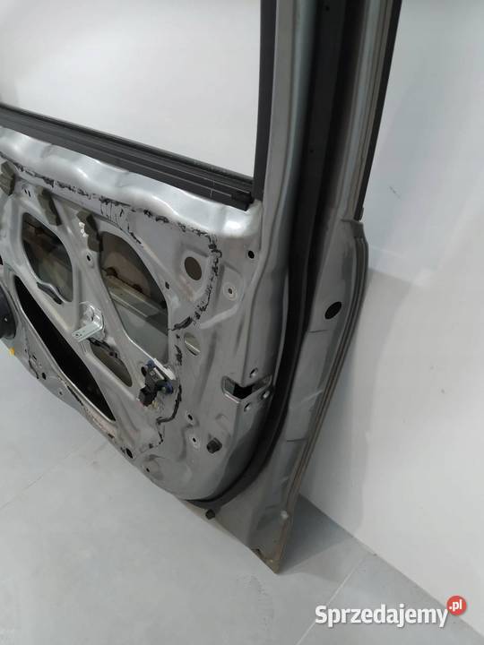 DRZWI PRAWE PRZÓD ZQS Suzuki Baleno II 20152022 Rok produkcji 2016