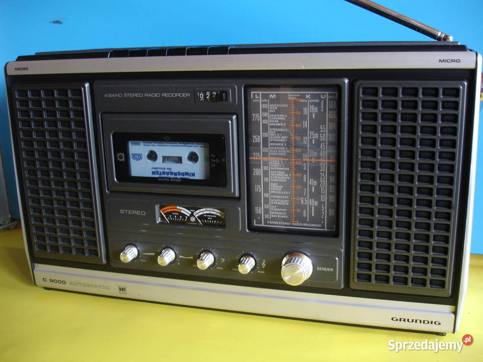 Radiomagnetofon GRUNDIG C9000