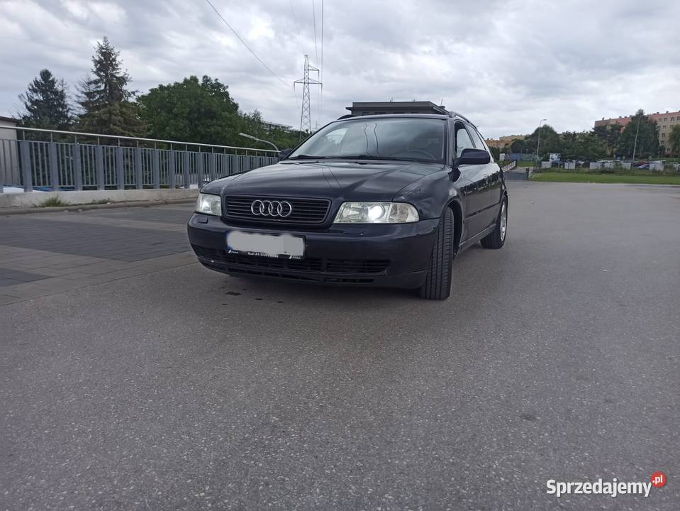 Audi A4 B5 18 T Avant Bixenon DRL VFIZ manualna A4 Motoryzacja świętokrzyskie