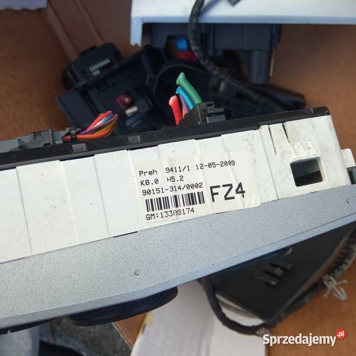 Opel Astra H panel sterowania wentylator