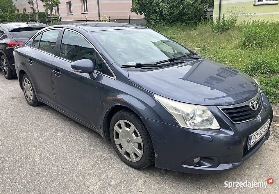Toyota Avensis syndyk sprzeda
