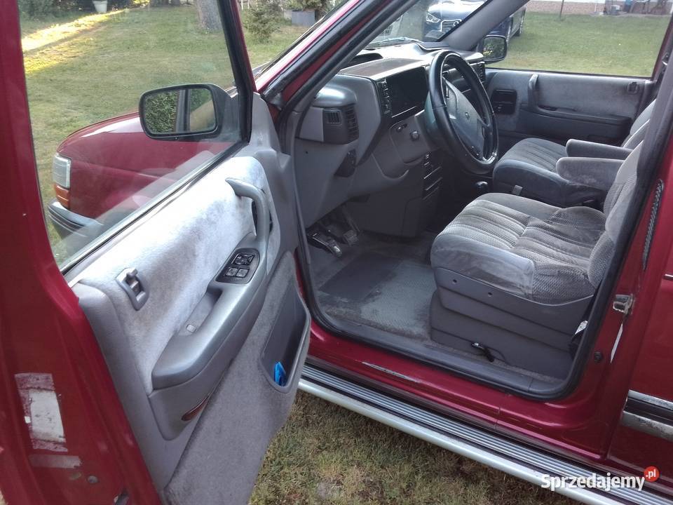 Chrysler Voyager manualna Legnica
