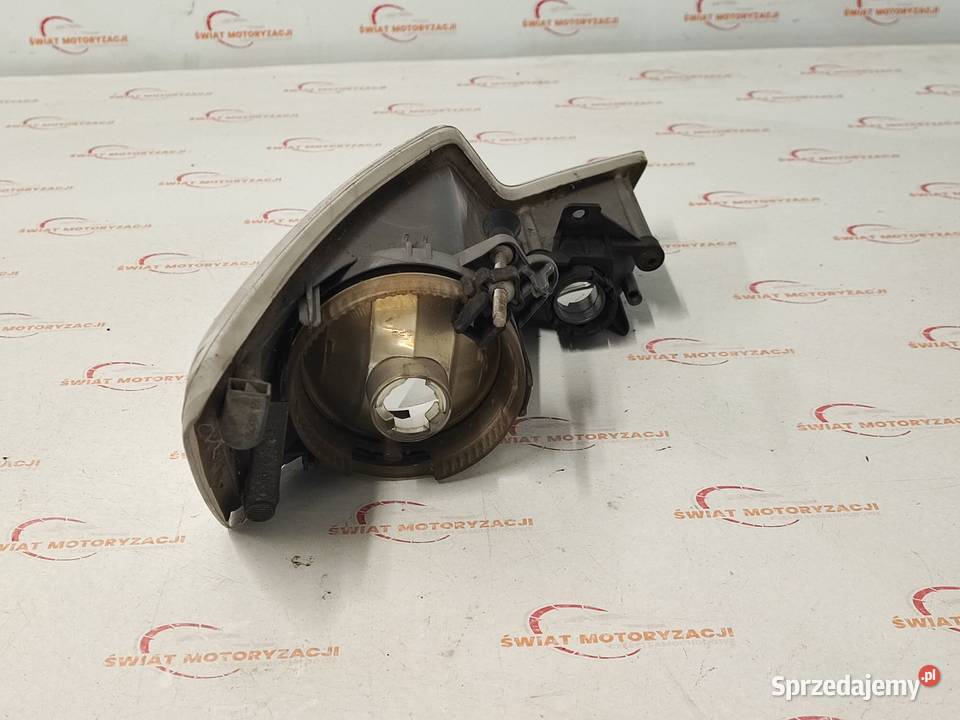 CITROEN C5 II X7 09r halogen prawy przód Motoryzacja Kielce