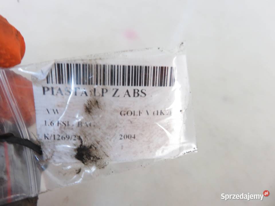 ZWROTNICA PIASTA PRZEDNIA LEWA VW GOLF V 16 małopolskie