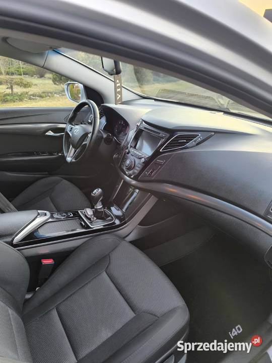 Hyundai i40 2012 17 crdi 116 elektrycznie ustawiane fotele mazowieckie sprzedam