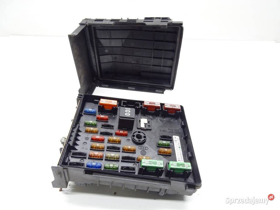 SKRZYNKA BEZPIECZNIKÓW BSI 3C0937125A VW PASSAT