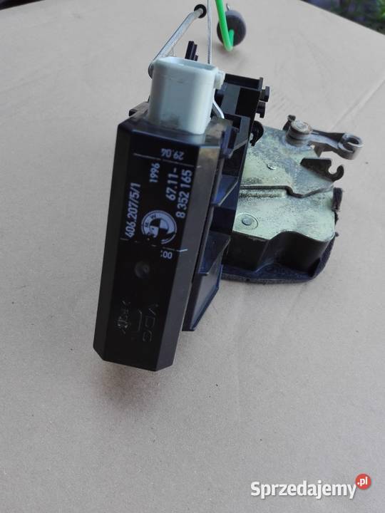Zamek drzwi prawy tył BMW E39 sprzedam