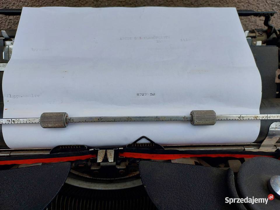 Stara maszyna do pisania Olivetti M 403 Antyki Tczew