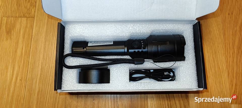 Super mocna latarka LED z soczewką Protasy