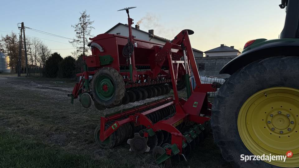 Agregat uprawowo siewny talerzowy Unia Grudziądz śląskie Koryczany