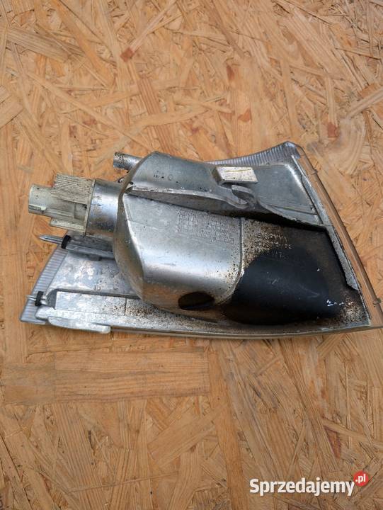 Lampa kierunkowskazu lewa Volvo V40 S40 Warszawa