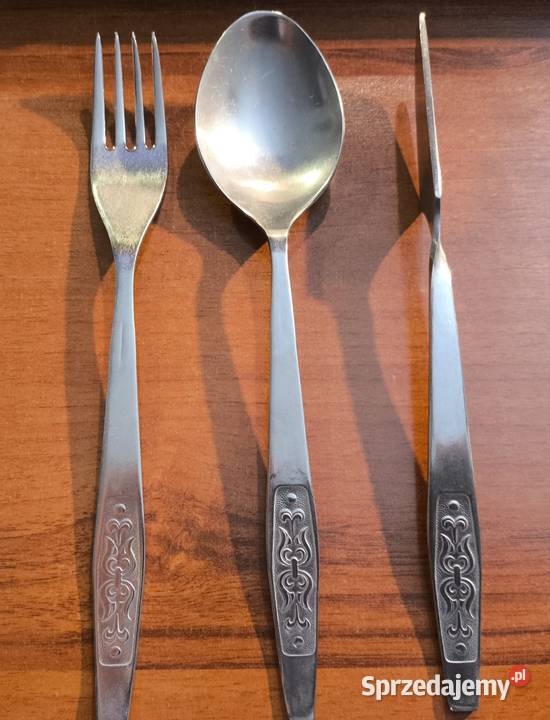 Komplet 18 sztućców okres PRL
