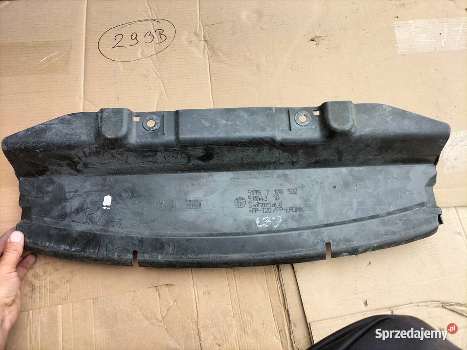 BMW E81 E87 511643 OSŁONA CHŁODNICY osobowe