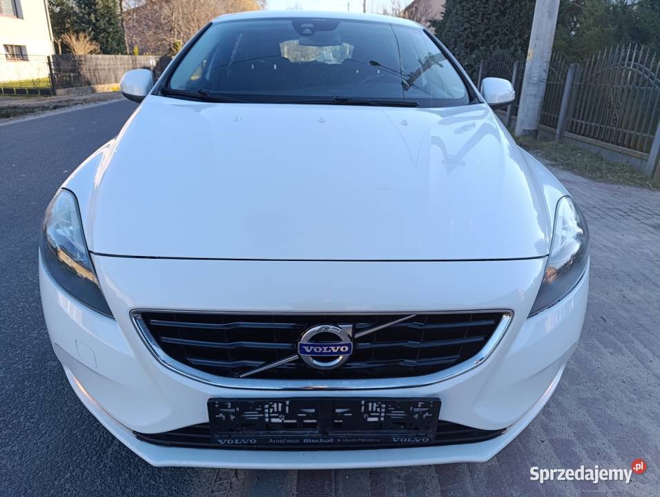 Volvo V40 20 diesel 2013r bogate wyposazenie śląskie