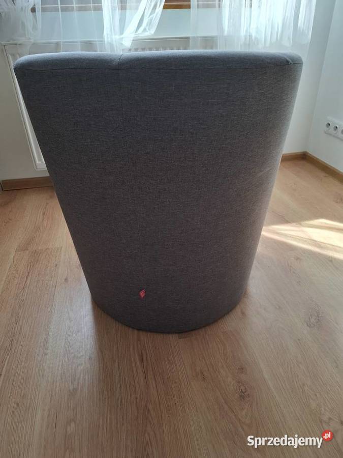 DWA WYGODNE FOTELE BLACK RED WHITE Juszkowo sprzedam
