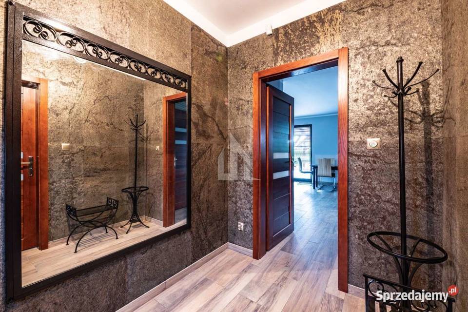 Fornir kamienny Golden Dark ciemnozłota kamienna Wrocław