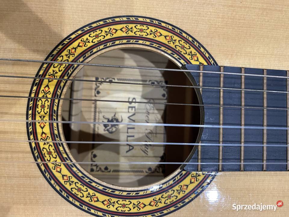 Gitara klasyczna Lubenia