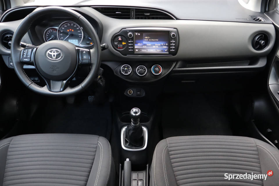 Toyota Yaris 15 Dual VVTi Yaris
