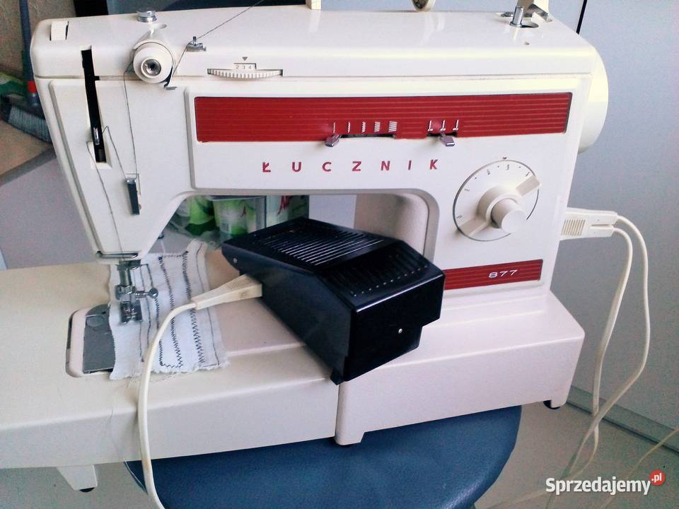 Maszyna do szycia Łucznik 877 sprawna Mielec