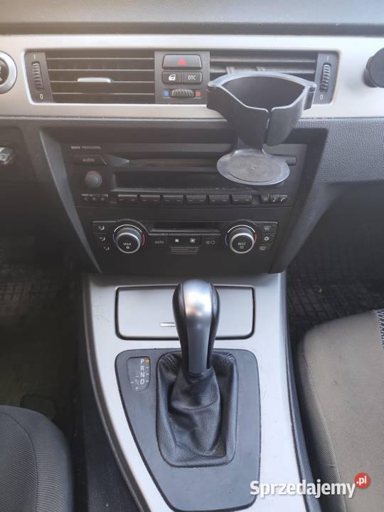 BMW E90 318i benzyna gaz 129KM Tumlin-Podgród