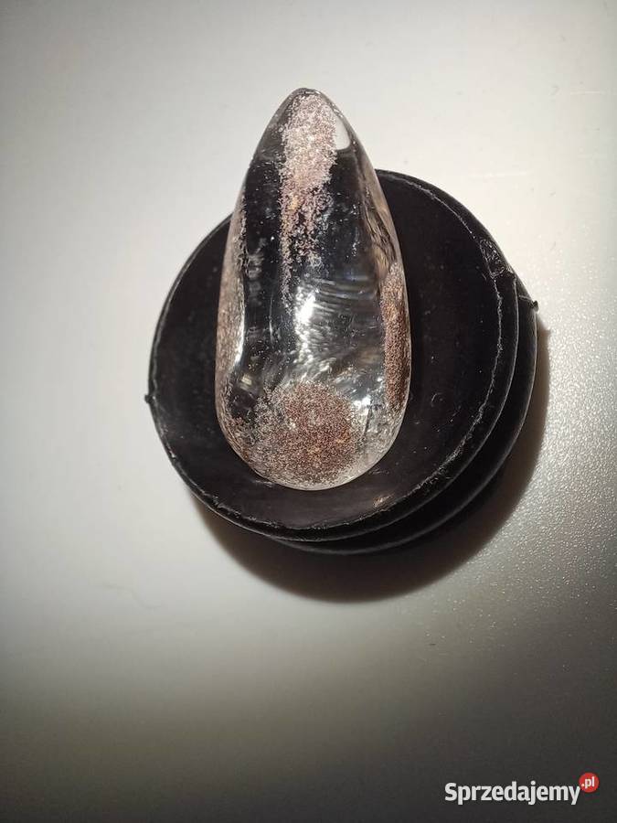 Kolekcjonerski naturalny kwarc fantomowy jasny Olsztyn