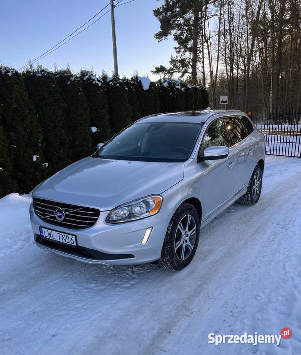 VOLVO XC 60 30 T6 304 4x4 Platinum Hańsk Pierwszy