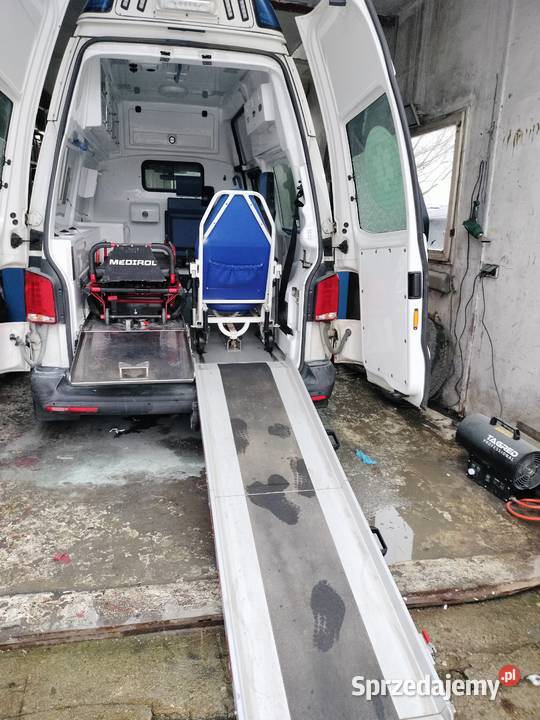 ambulans karetka Transporter Drągowina