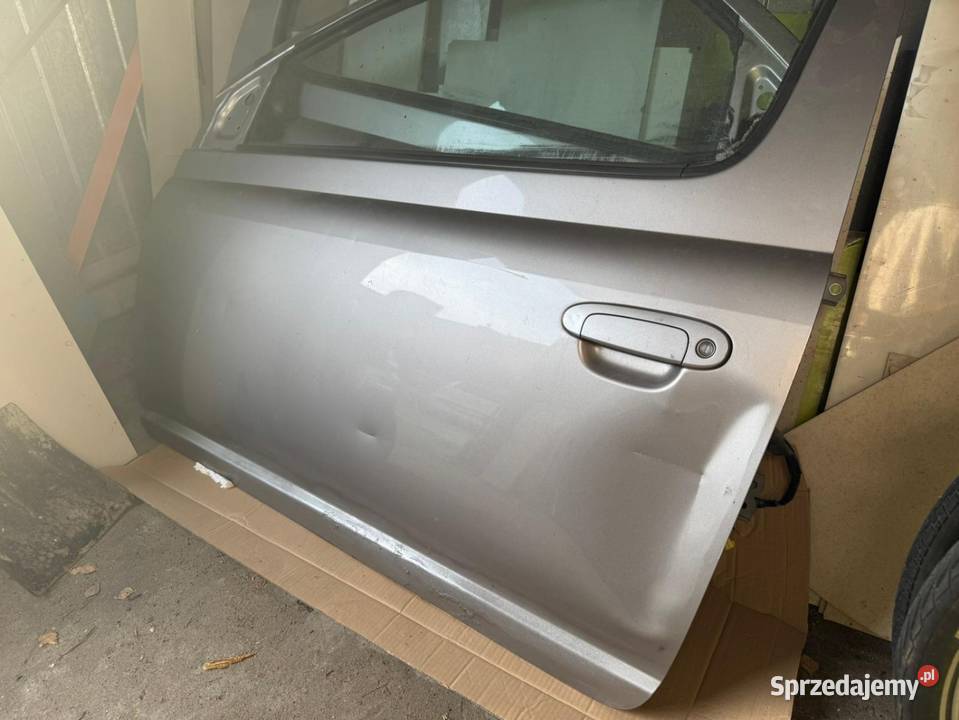 Komplet drzwi przednich Toyota Yaris 1 TS gen 3D
