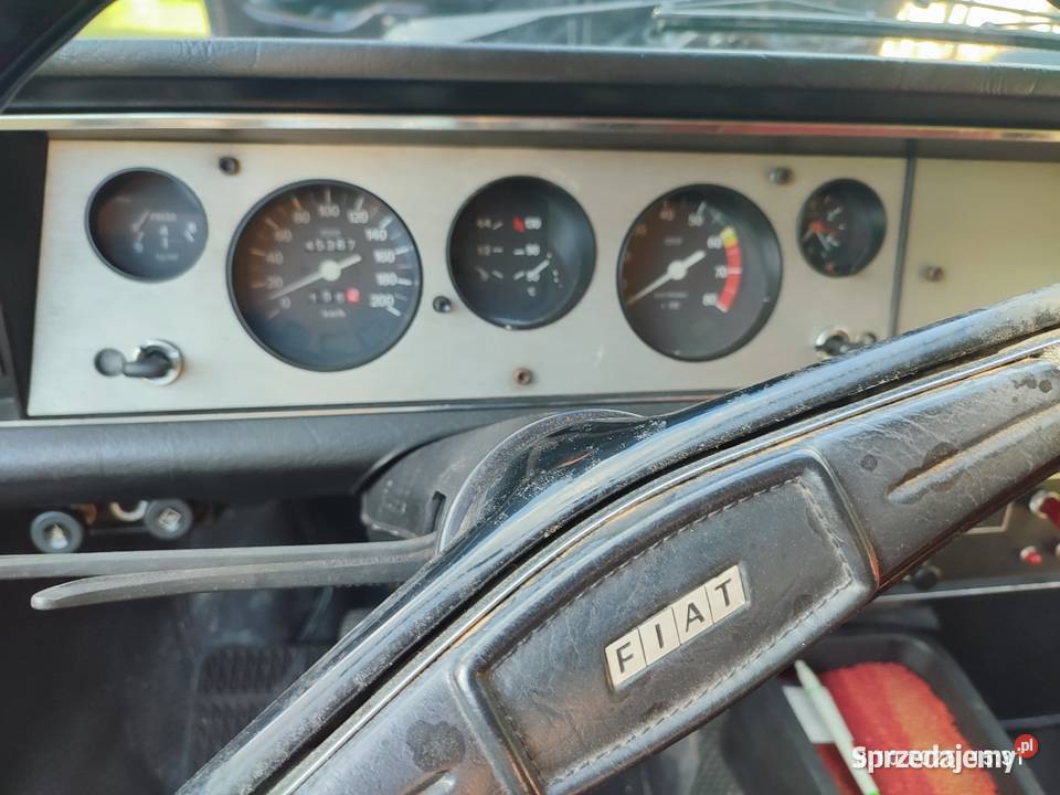 Piękny włoski klasyk Fiat 132s Kraśnik