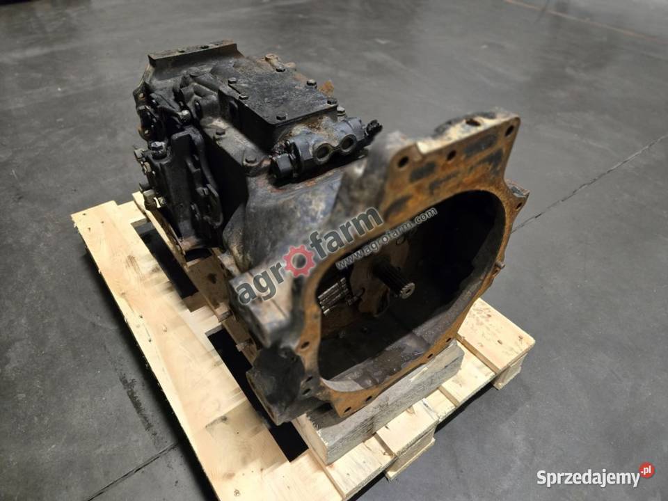 Skrzynia biegów Holland T6070 T6050 T6040 dolnośląskie Byków