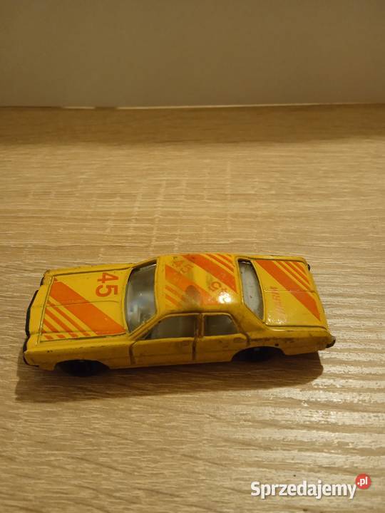 Rzadki oryginalny stary żółty 45 samochodzik Poznań