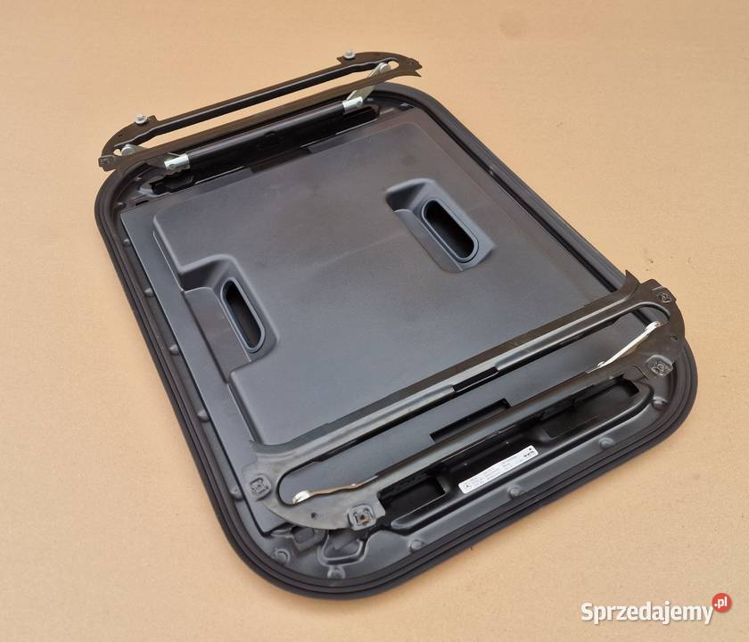 MERCEDES ATEGO SZYBERDACH MANUALNY ORYGINAŁ NOWY Bieleń