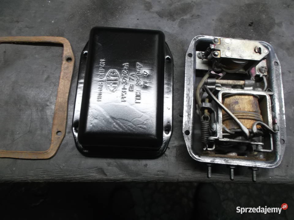 M72 M72 REGULATOR NAPIĘCIA MAŁY PP 313702A 6V7A Świerzawa