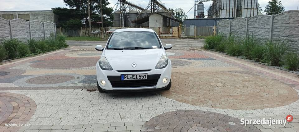 Renault Clio 2010 116 przebiegu Samochody osobowe Wołów