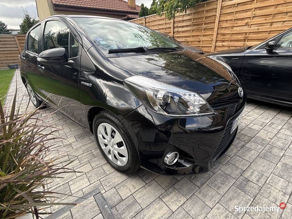 Yaris 15 hybryda automat led navi autoklim Ryczywół sprzedam