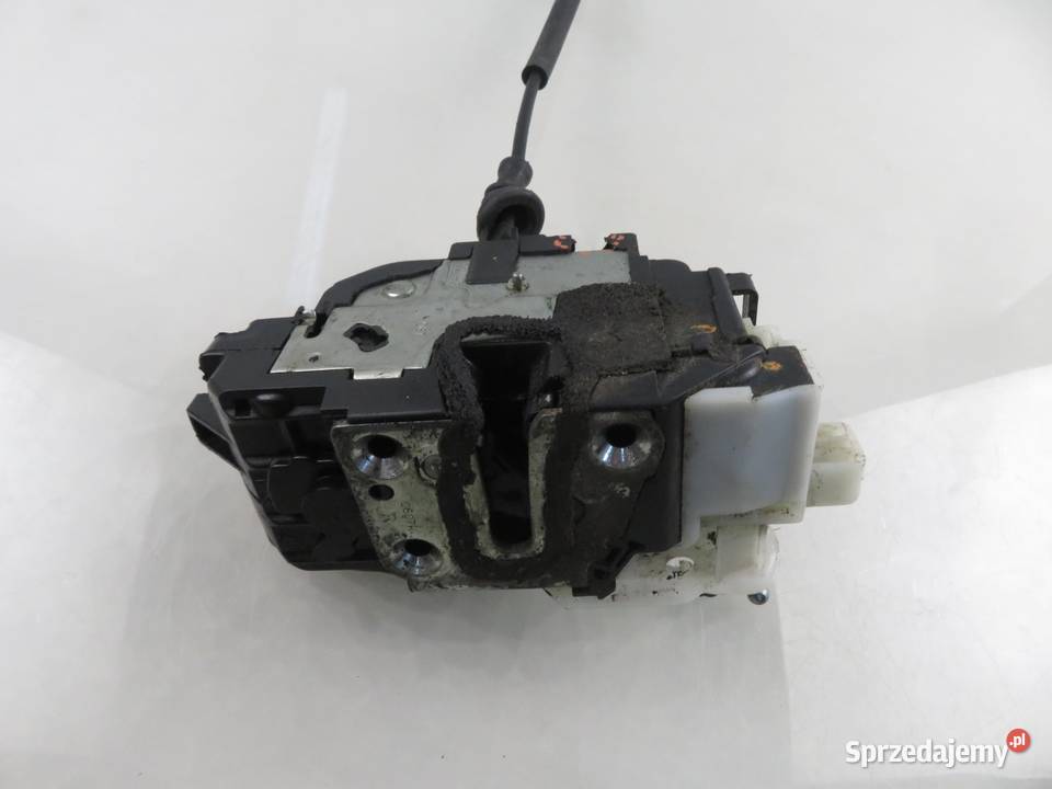 ZAMEK PRAWY PRZEDNI KIA CEED I ED